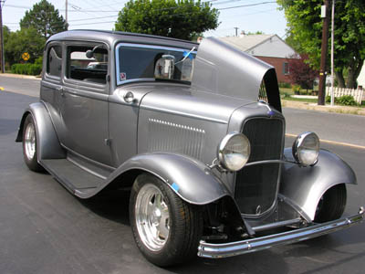 32 Ford Vicky Front 3/4